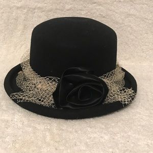 Banash Boston Women's Hat Black Wool Brimmed Hat Roses S Church Hat NWT.